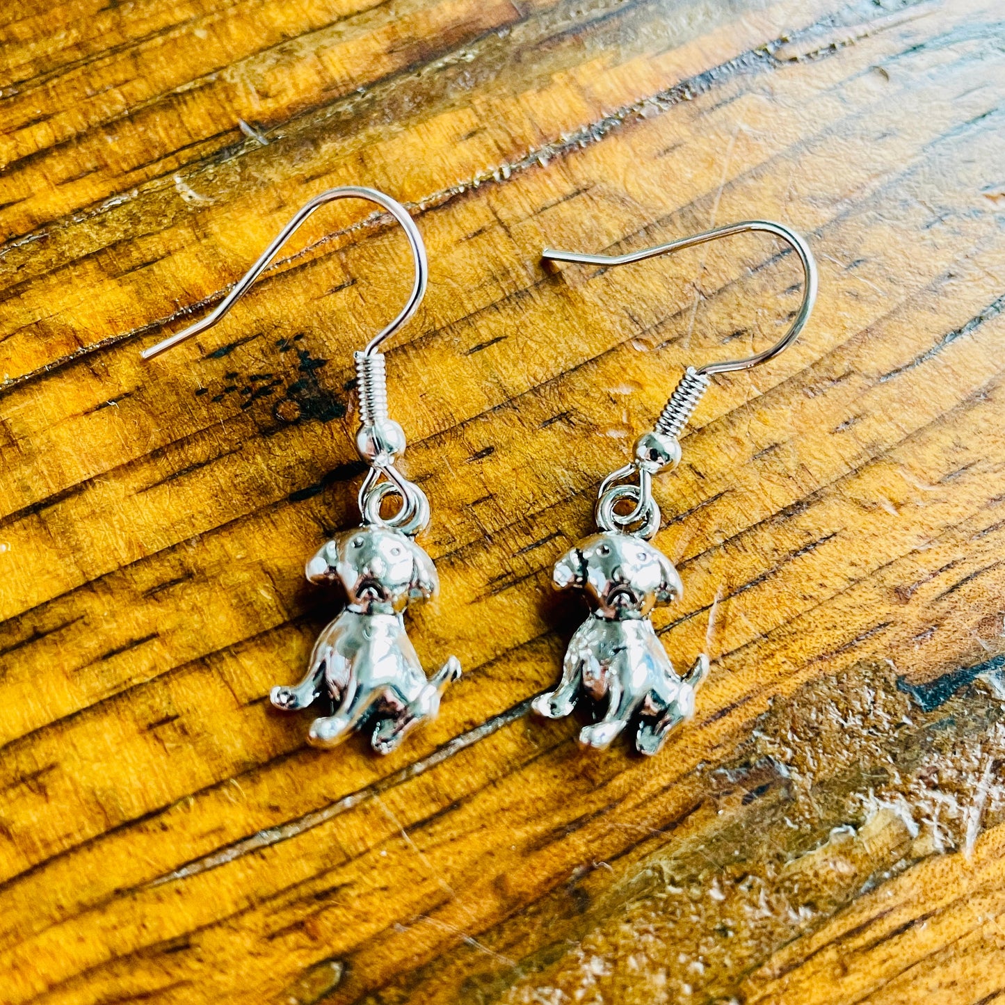 Puppy dog pierced earrings